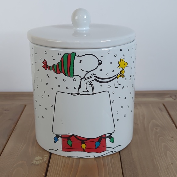 Snoopy Peanuts Christmas Holiday Cookie Treat Jar - Picture 4 of 7